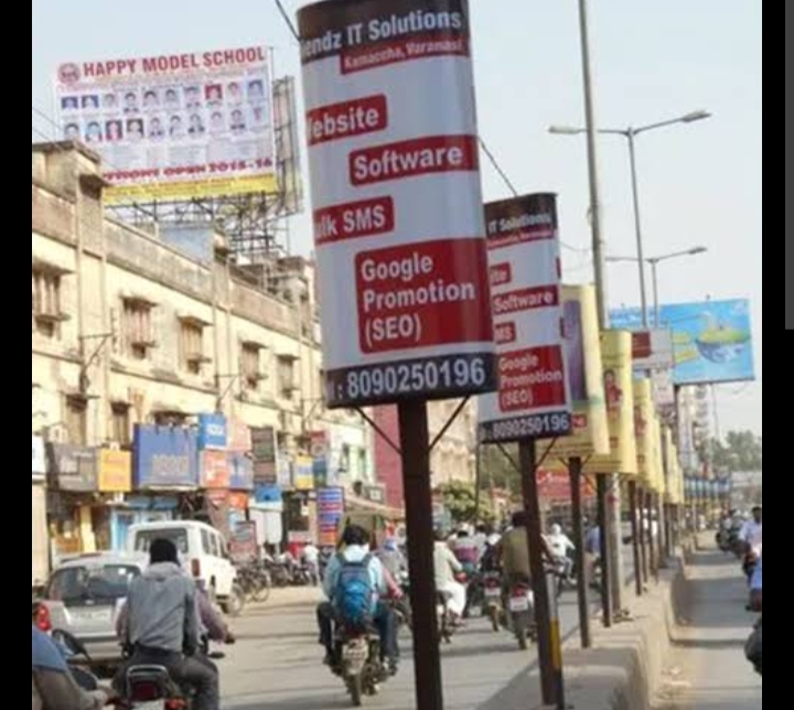 Pole Banner