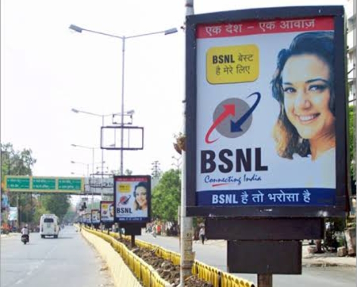 Pole Banner